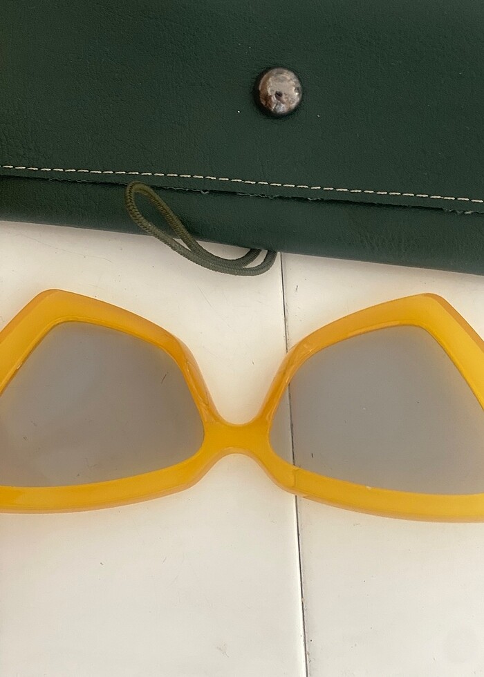 Bilge Karga güneş gözlüğü - Görsel 3