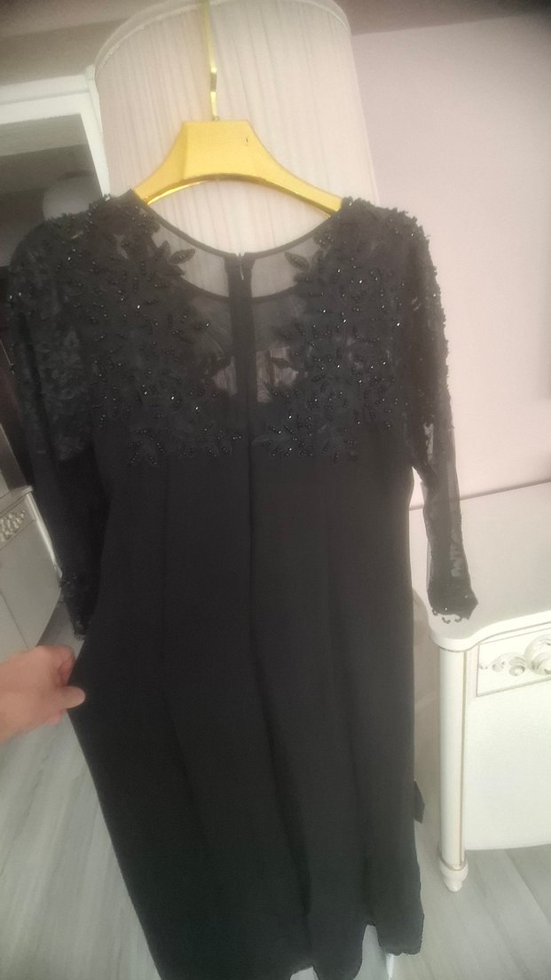 Siyah İşlemeli Uzun Kollu Abiye Elbise - Görsel 3