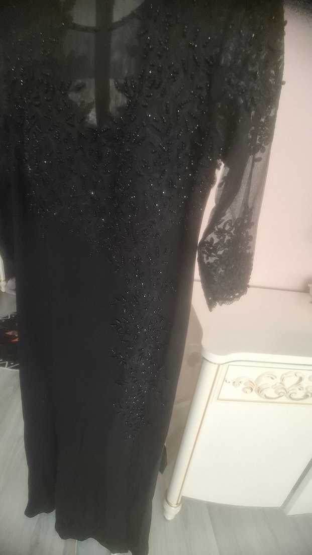 Siyah İşlemeli Uzun Kollu Abiye Elbise - Görsel 5