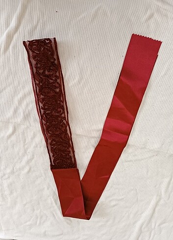 Beden bordo Renk Bordo gelin kuşağı sadece bir kez kullanıldı