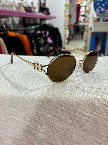 Miu miu Metal gold çerçeve kahve cam