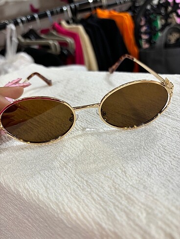  Beden Miu miu Metal gold çerçeve kahve cam