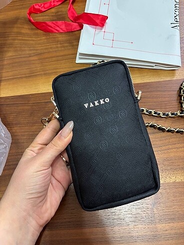 Vakko telefon çantası