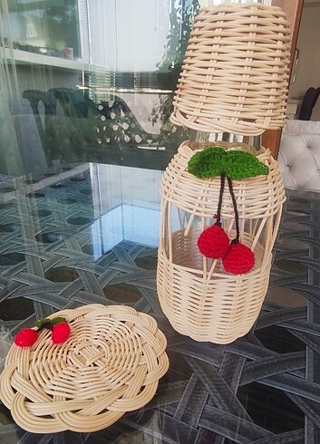 Başucu sürahi ve bardak altlığı 