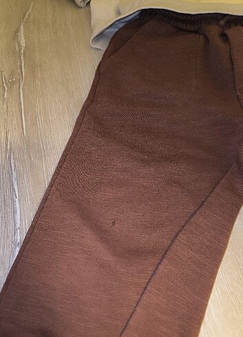 6 Yaş Beden kahverengi Renk Zara eşofman alt ve sweatshirt 