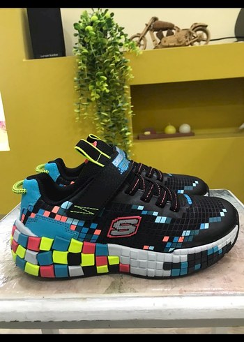 33 no Erkek Çocuk Spor Ayakkabısı Velcro
