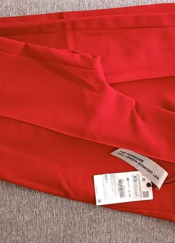 xs Beden kırmızı Renk ZARA pantolon