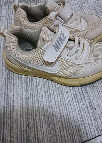 Nike  Çocuk Beyaz Spor Ayakkabı - Görsel 2