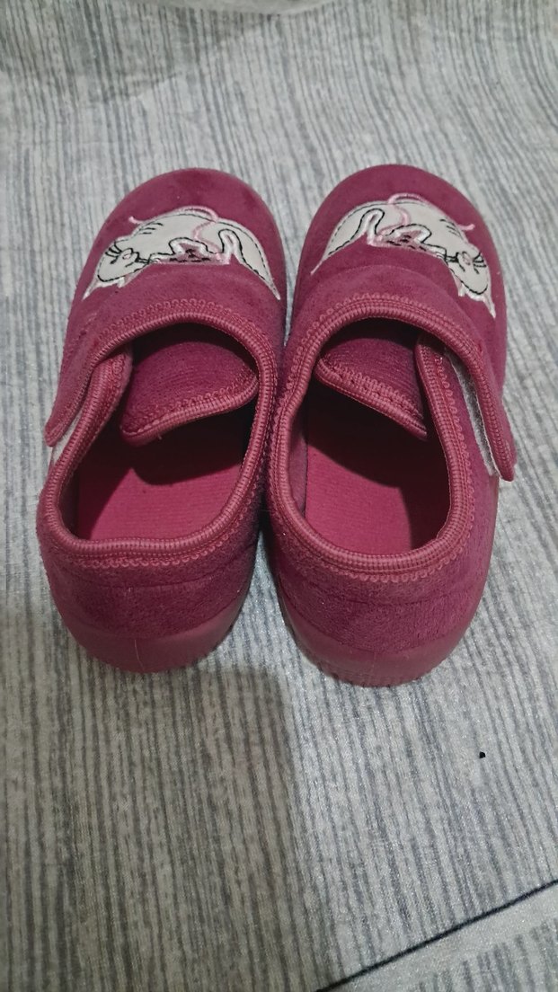 Kızlar için Pembe Nakışlı Sıcak Ev Terliği - Görsel 3