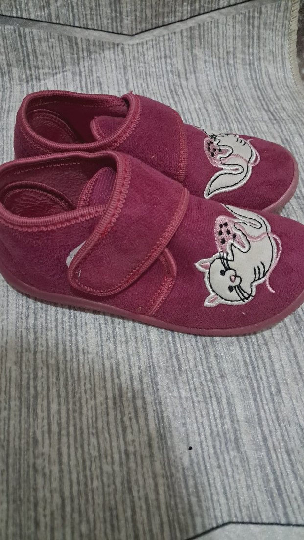 Kızlar için Pembe Nakışlı Sıcak Ev Terliği - Görsel 2