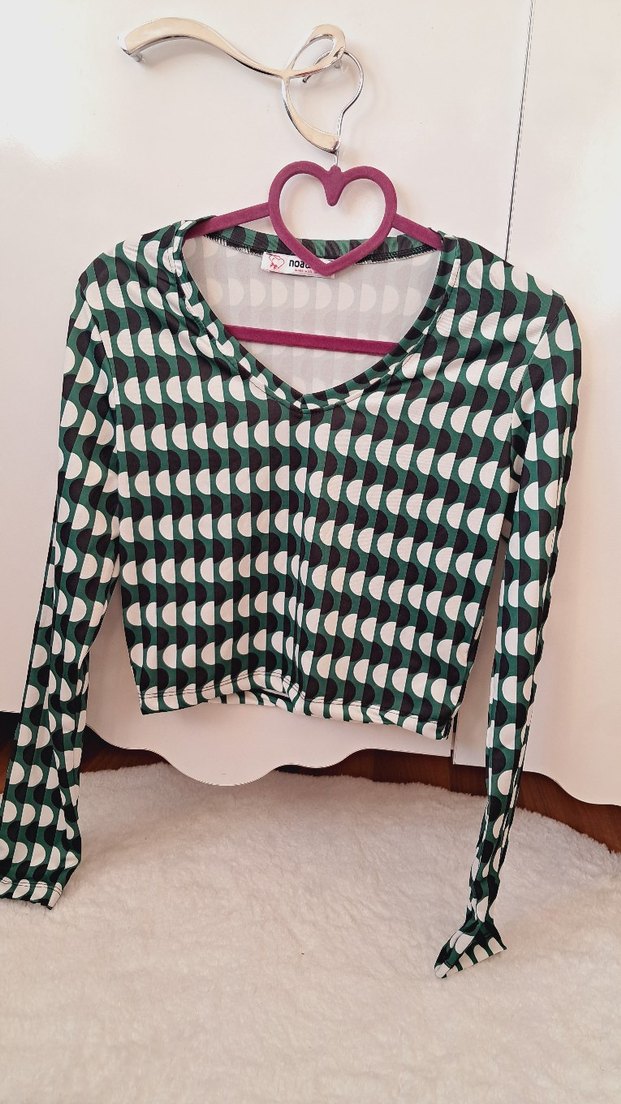 V Yaka Uzun Kollu Yeşil Baskılı Bluz - Görsel 3