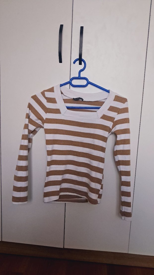 Bej Çizgili Kadın Triko Bluz - Görsel 2