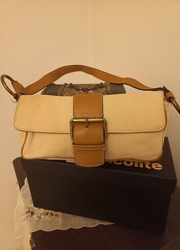 Nine West kol çantası 