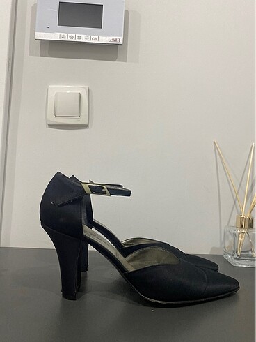 38 Beden Siyah stiletto
