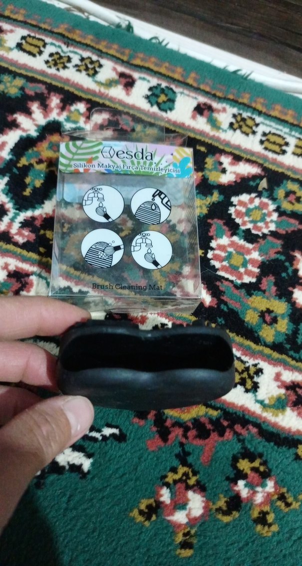 Siyah Silikon Makyaj Fırçası Temizleyici - Görsel 3