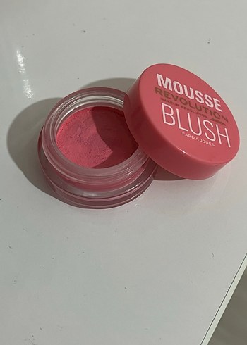 Revolution mousse allık - Görsel 2
