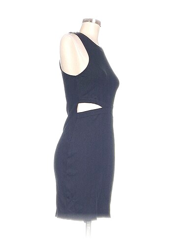 Pull and Bear Kısa Elbise %70 İndirimli. - Görsel 2