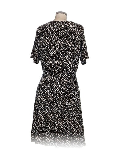 Pull and Bear Kısa Elbise %70 İndirimli. - Görsel 3