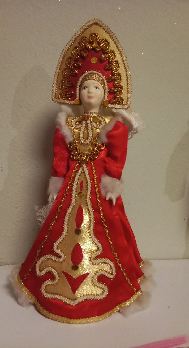 PORSELEN RUSYA KIZ GELENEKSEL BEBEK - Görsel 4