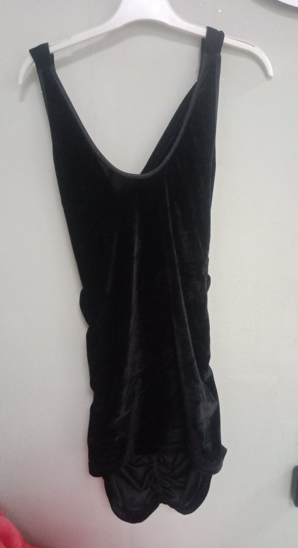 Siyah Kadife Drapeli Midi V-Yaka Kadın Elbise - Görsel 4