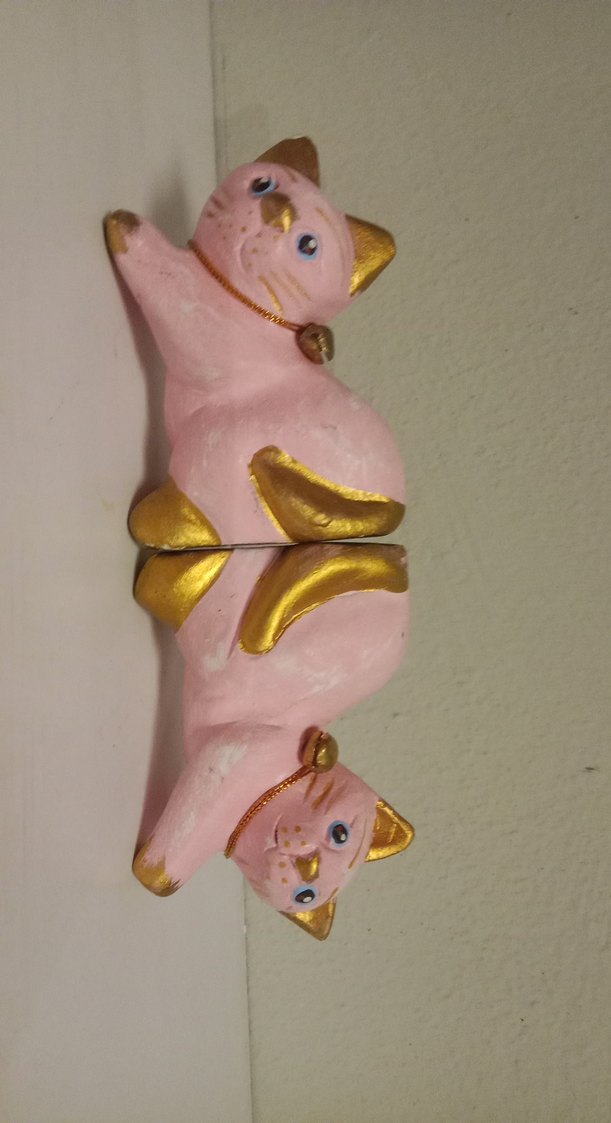 Pembe ve Altın Renkli Kedi Biblo Seti - Görsel 3