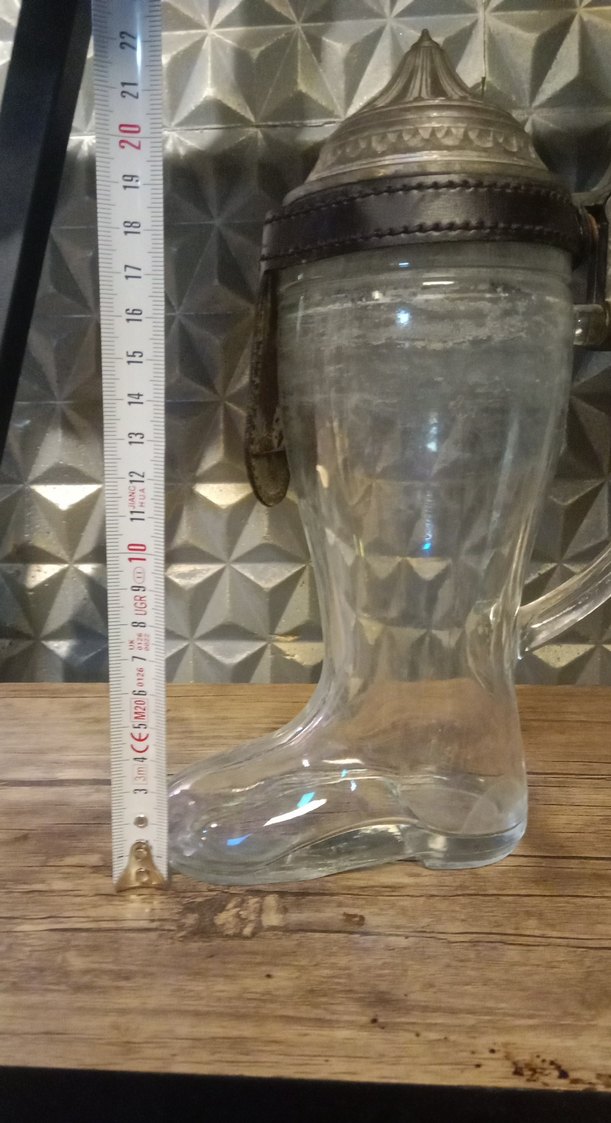 Camdan Çizme Şeklinde Antika Bardak - Görsel 4