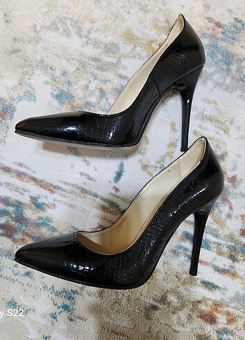 Kemal Tanca #siyah #stiletto