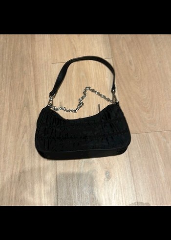 Zincir Detaylı Siyah Gotik Kadın Çanta - Görsel 2