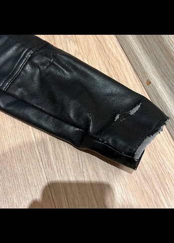 Siyah Kadın Deri Kısa Biker Ceket - Görsel 3