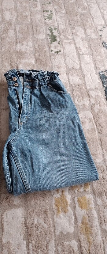 40 beden iki tane Jean pantolon