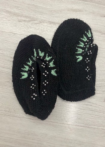 Nakışlı Siyah Örgü Patik - Görsel 3