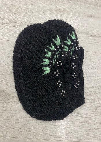 Nakışlı Siyah Örgü Patik - Görsel 2