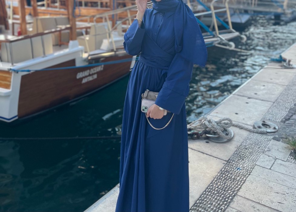 Beli Kuşaklı Lacivert Uzun Elbise - Görsel 3