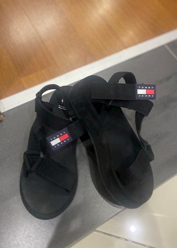 Tommy Hilfiger Siyah Sandalet