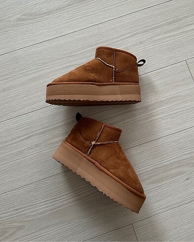 37 Beden Ugg Australia Platform & Ultra Mini Bot