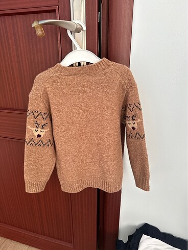 Zara Yılbaşı temalı kazak