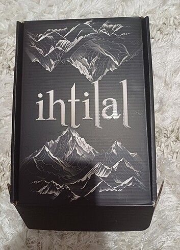 İhtilal 1 ~Binnur Safak Nigiz ( Kutulu Set)
