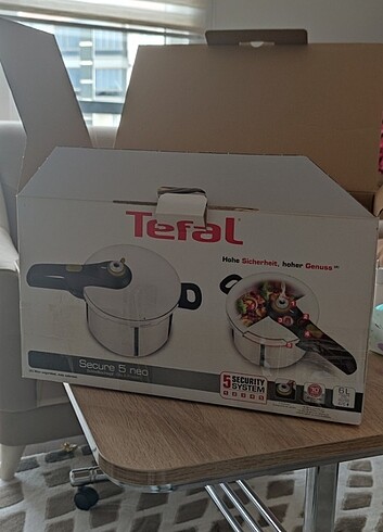  Beden Tefal düdüklü tencere 