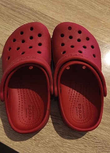 25 Beden Crocs orijinal çocuk terliği