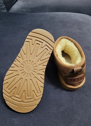 Ugg Ugg cocuk bot 26 numara