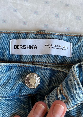 m Beden bershka buz mavisi jean