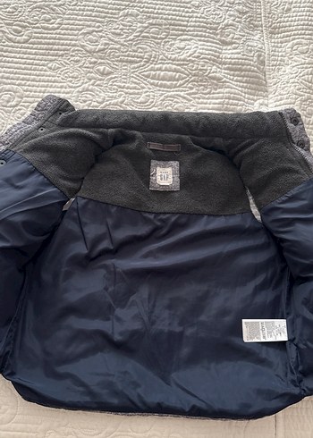 GAP Erkek Çocuk Gri Düğmeli Yelek - Görsel 3