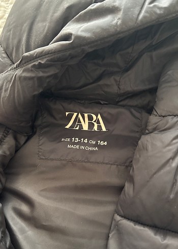 Zara Siyah Kapüşonlu Düğmeli Kadın Yelek - Görsel 2