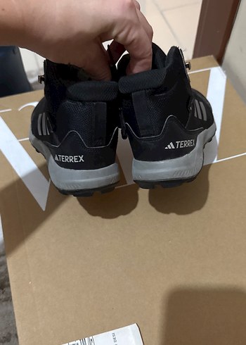 Adidas terten Erkek Çocuk Siyah Street Wear Bot - Görsel 3