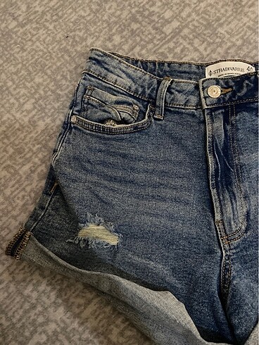 40 Beden Stradivarius şort