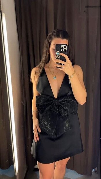 Zara Taşlı Kurdeleli Elbise