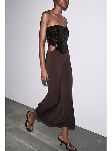 Zara Zara Pullu Pencere Detaylı Elbise