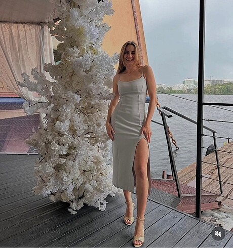 Zara Askılı Yırtmaçlı Elbise