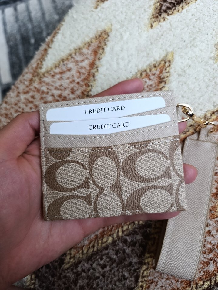 Coach Bej Monogramlı Minimal Kartlık — görsel 2/5