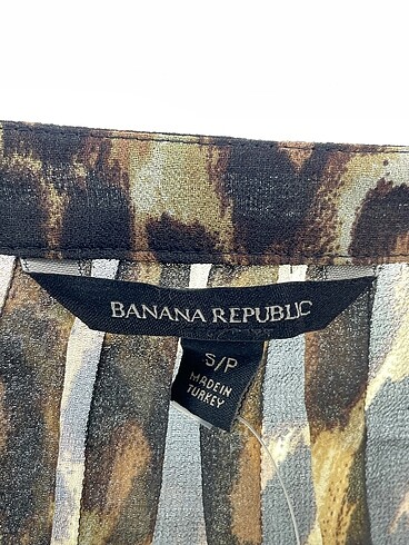 s Beden çeşitli Renk Banana Republic Bluz %70 İndirimli.